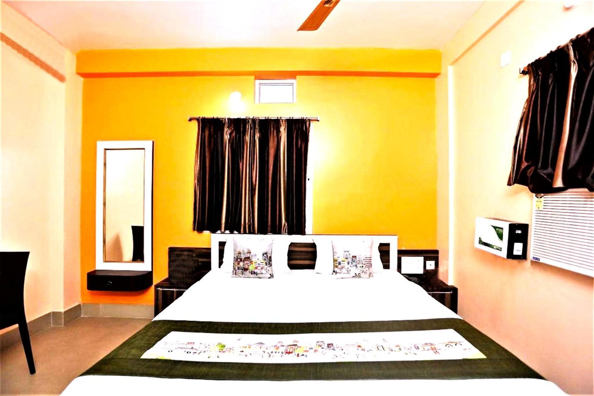 Goroomgo Krishna Residency Puri Near Sea Beach - Spacious Room With Excellent Service Awarded - Best Seller Eksteriør bilde
